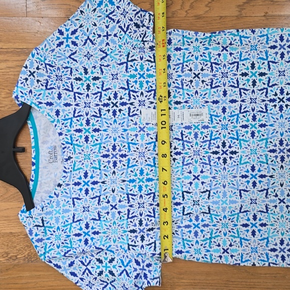 CROFT AND BARROW WOMEN'S SHORT SLEEVE BLUE & WHITE PULLOVER TOP SIZE MEDIUM - Picture 6 of 12